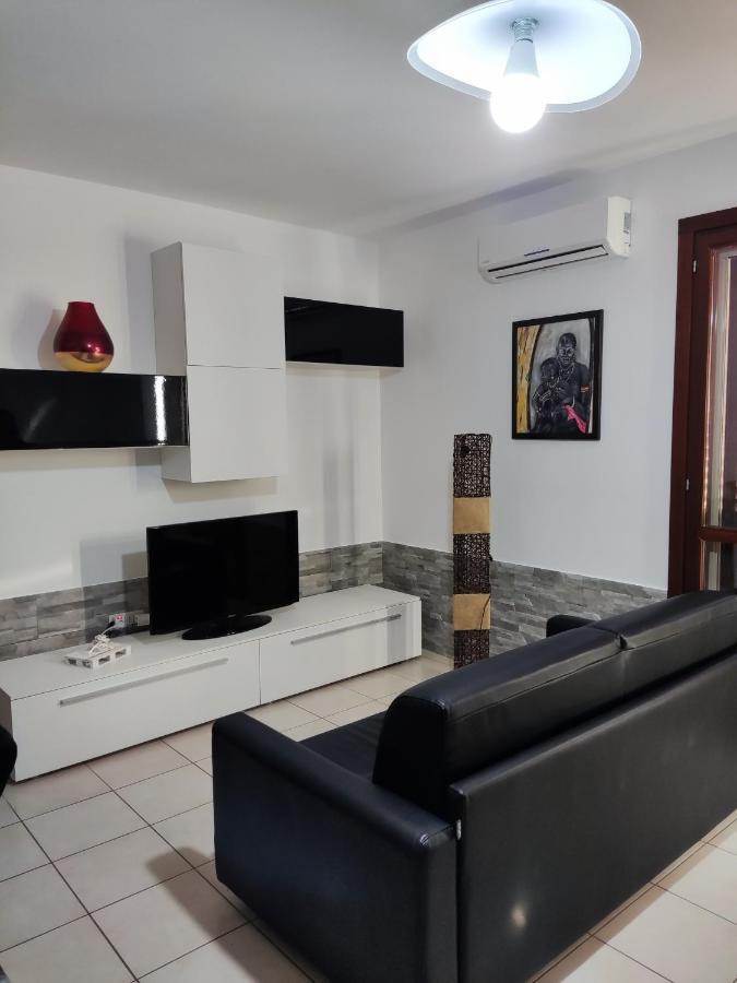 Vico Stazione Apartment Uta Ngoại thất bức ảnh