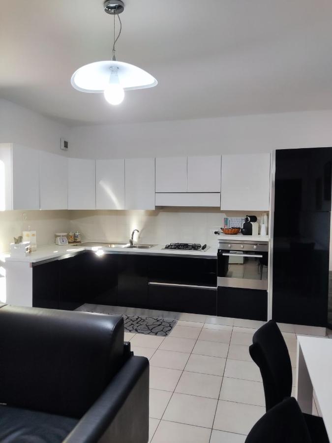 Vico Stazione Apartment Uta Ngoại thất bức ảnh