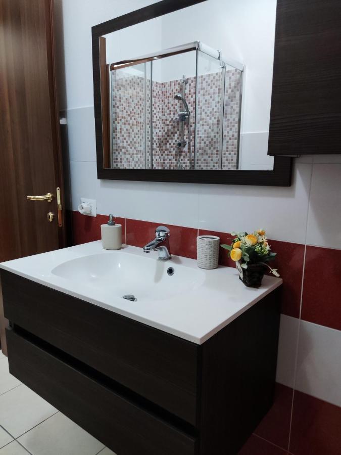 Vico Stazione Apartment Uta Ngoại thất bức ảnh
